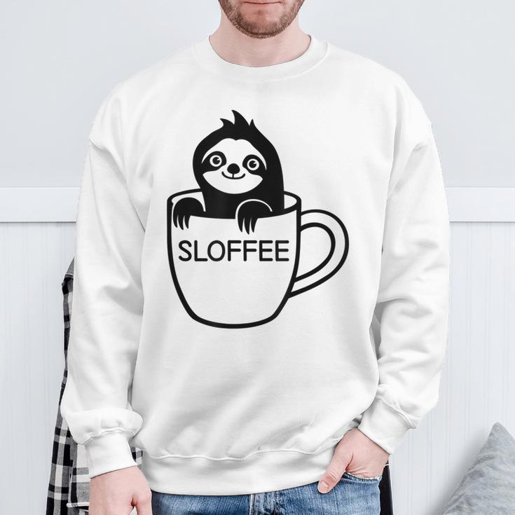 Faultier Und Kaffee Sloffee Lustig Witze Sarkastisch Sweatshirt Geschenke für alte Männer