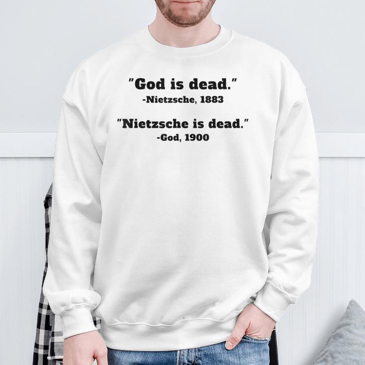 Gott Ist Tot Nietzsche Ist TotSweatshirt Geschenke für alte Männer