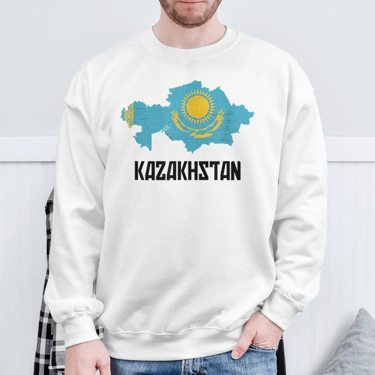 Republic Of Kazakhstan Flag Sweatshirt Geschenke für alte Männer