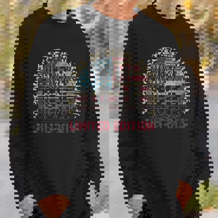 89Th Birthday Vintage Born 1935 Turning 89 Year Old Sweatshirt Gifts for Him