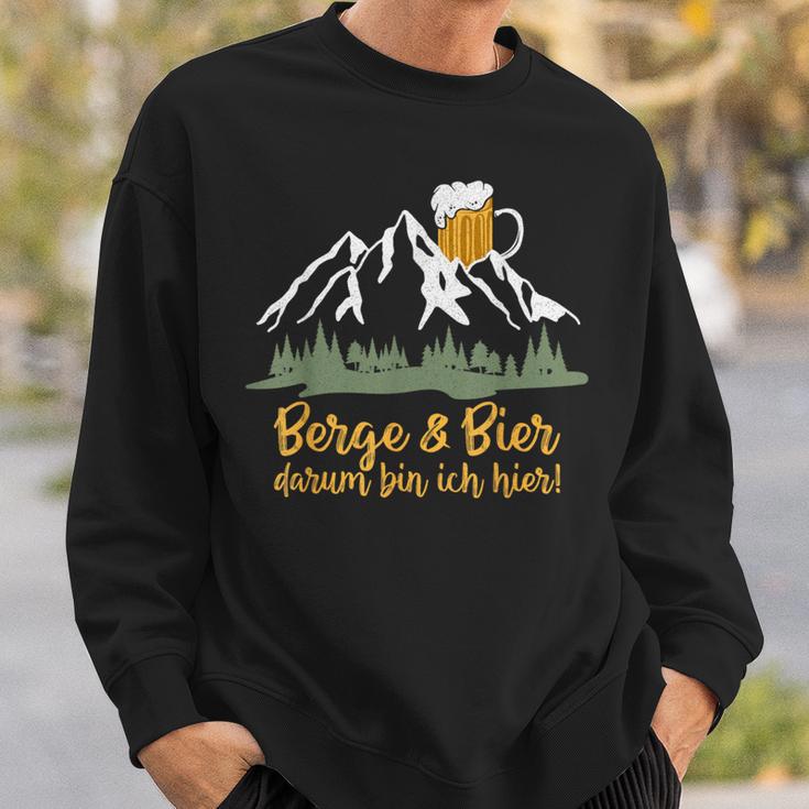 Berge & Bier Darum Bin Ich Hier Sweatshirt Geschenke für Ihn