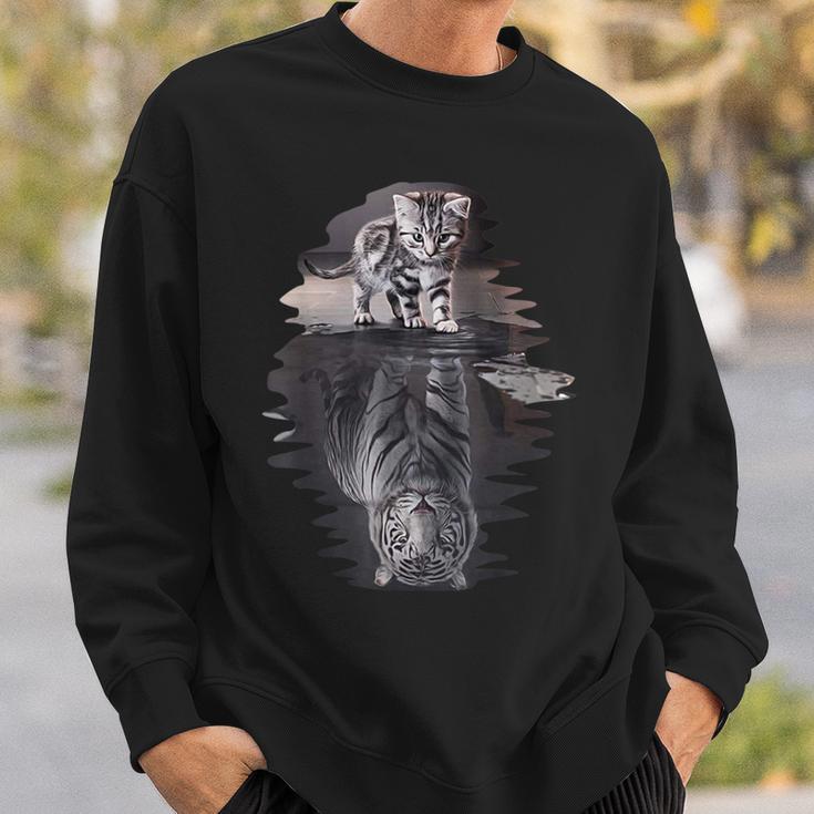 Cute Cat Reflecting Strong Tiger Sweatshirt Geschenke für Ihn