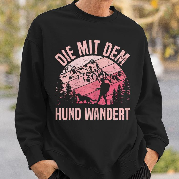 Die Mit Dem Hund Wandert Bergsteiger Berge Dog Lovers Sweatshirt Geschenke für Ihn