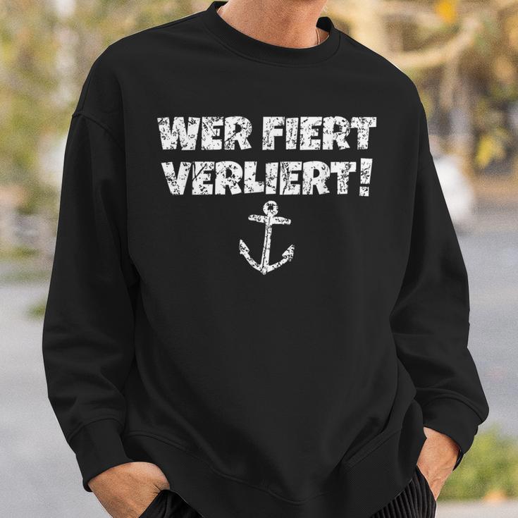 Who Fiert LosesIntage Boat & Sail Sweatshirt Geschenke für Ihn