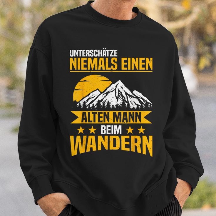 Hikung Underschätze Niemal Eine Alten Mann Weim Hikern S Sweatshirt Geschenke für Ihn