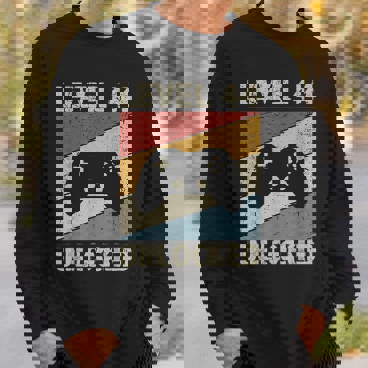 Level 44 Unlocked Video Gamer 44Th Birthday Vintage Sweatshirt Gifts for Him