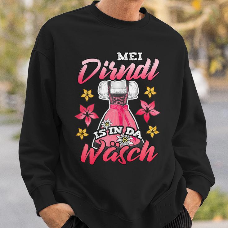 Oktoberfest Mei Dirndl Is In Da Wäsch Lausmadl Costume Sweatshirt Geschenke für Ihn