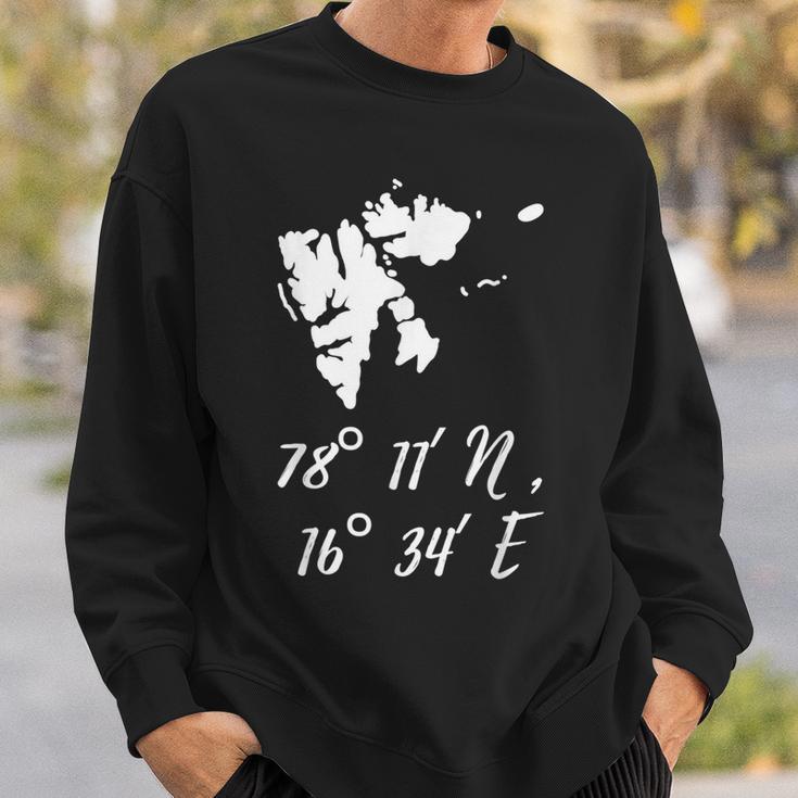 Spitzbergen Svalbard Coordinates Sweatshirt Geschenke für Ihn