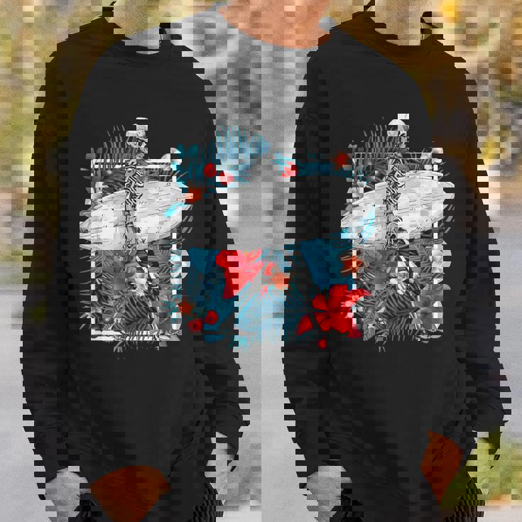 Squelette En Surf Et Tropique Lifestyle Aloha Coloré Fun Sweater e Cadeaux pour lui