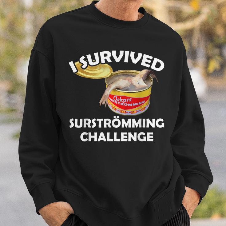 Surströmming I Survived Surströmming Challenge Sweatshirt Geschenke für Ihn