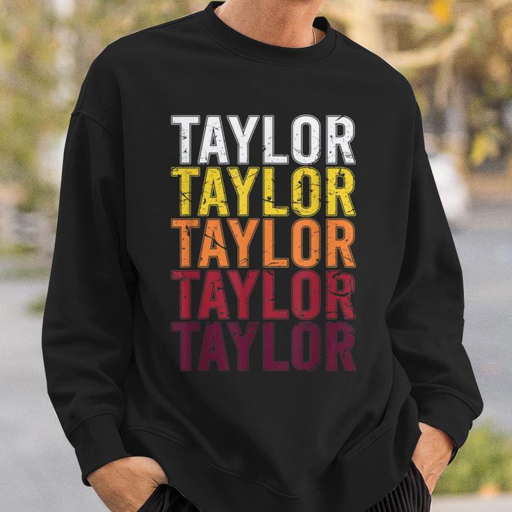 Taylor Retro Wordmark Patternintage Style Sweatshirt Geschenke für Ihn