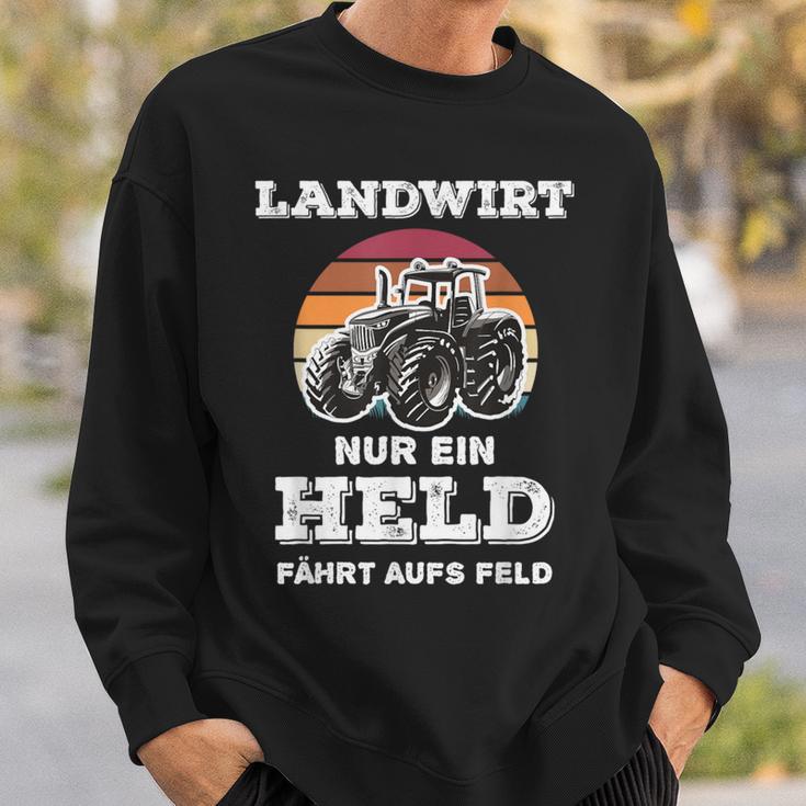 Trktor Nur Ein Held Fahrt Auf S Feld Sweatshirt Geschenke für Ihn