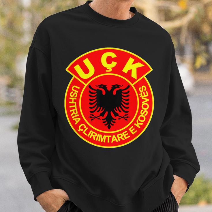 Uqk Flag Kosovo Albaner Uck Jashari Army Eagle Sweatshirt Geschenke für Ihn