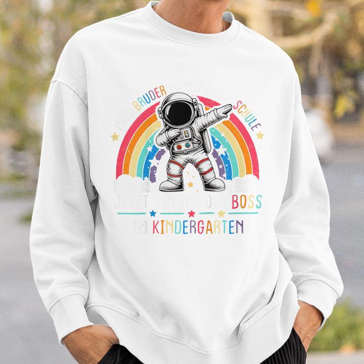 Children's My Brother Comes In Die Schule Boss Im Kindergarten Sweatshirt Geschenke für Ihn