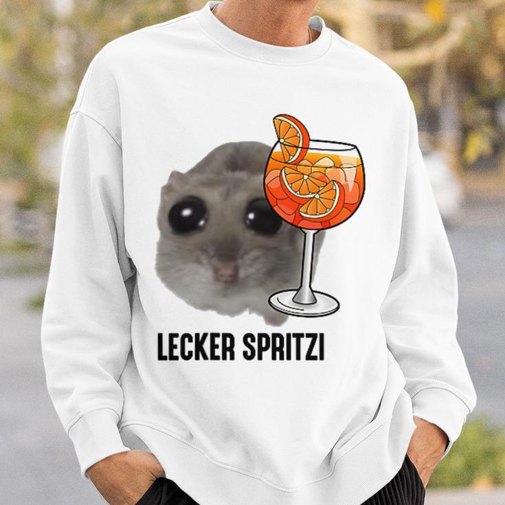 Delicious Spritzi X Sad Hamster Meme Boy Hallöchen Aperölchen Sweatshirt Geschenke für Ihn