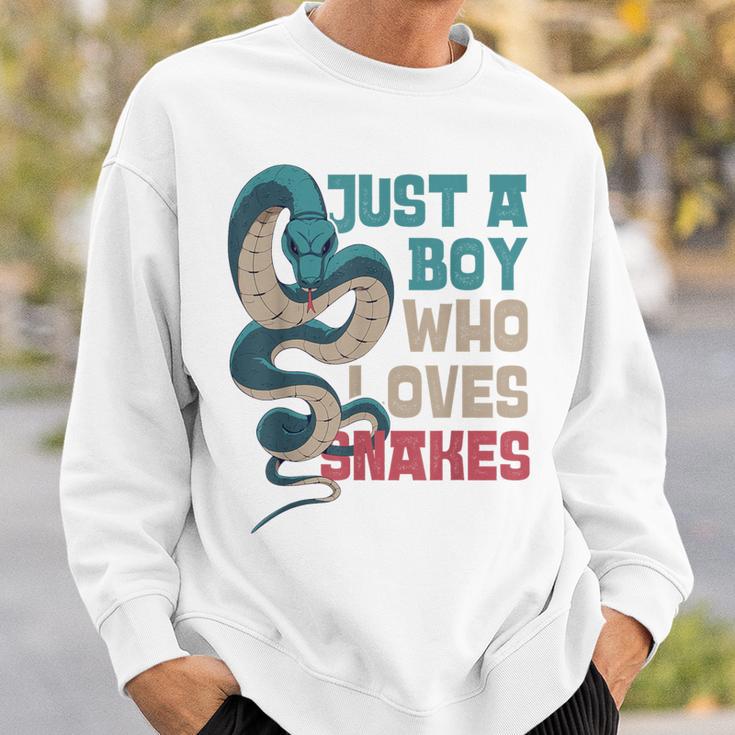 Snake Serpent Nur Ein Junge Die Schnnen Loves S Sweatshirt Geschenke für Ihn