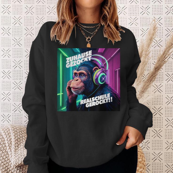 Abschlussklasse 2024 Realschulabschluss Gerrockt Sweatshirt Geschenke für Sie