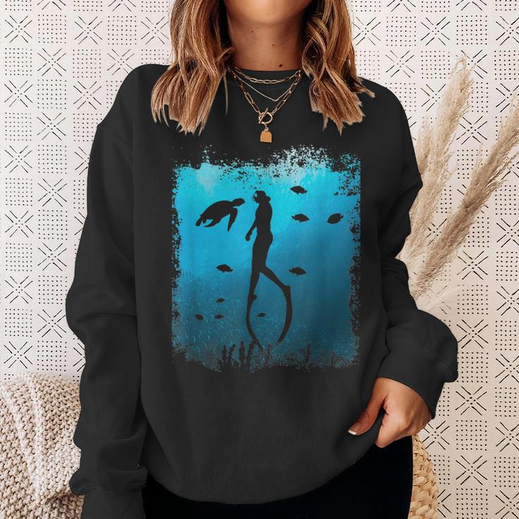 Apnoetdiving For A Snorkel Diver Sweatshirt Geschenke für Sie