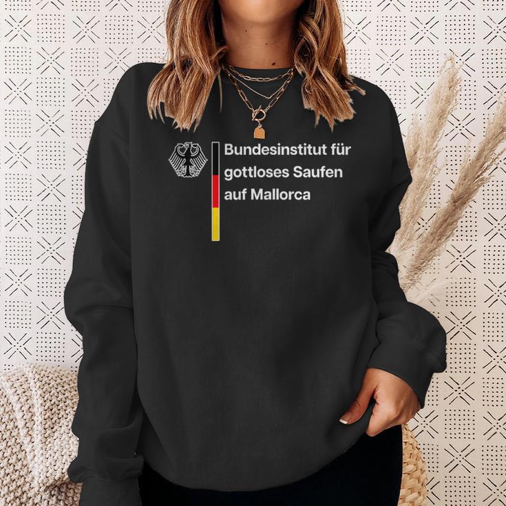 Bundesinstitut Für Gottloses Saufen Auf Mallorca Malle Sweatshirt Geschenke für Sie