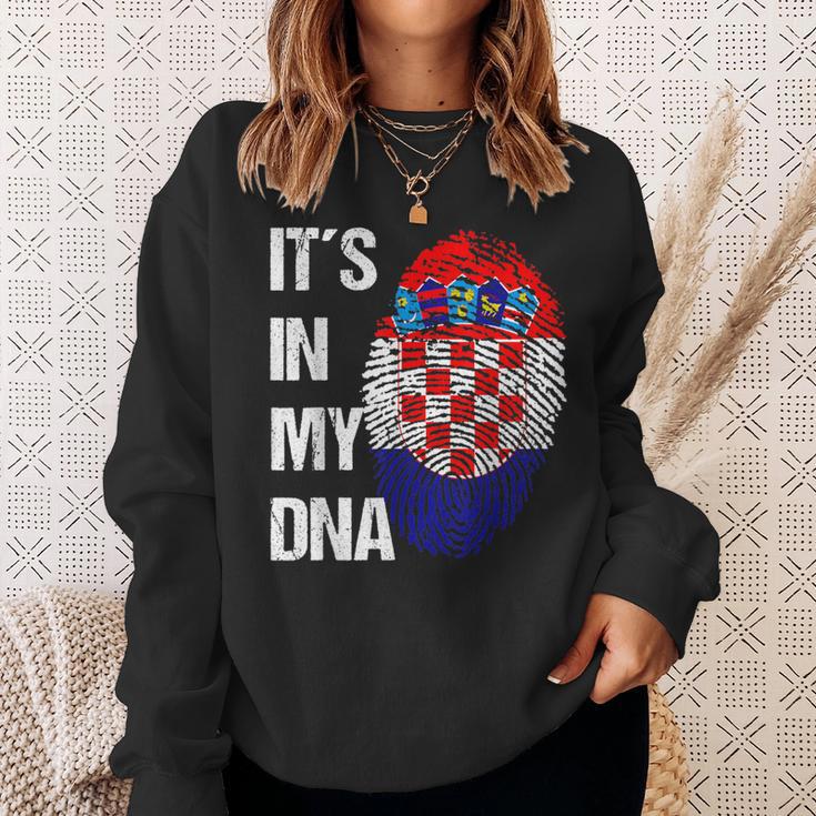 Croatian Flag Dna Fingerprint Croatia Sweatshirt Geschenke für Sie