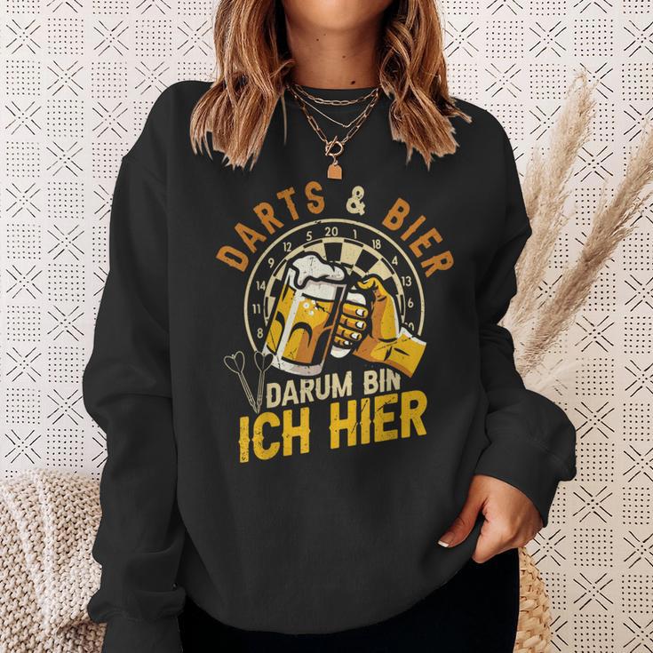 Darts Und Bier Darum Bin Ich Hier Dartspieler Dart Sweatshirt Geschenke für Sie