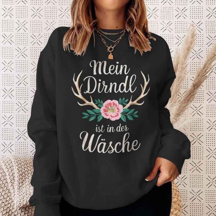 Dirndl Replacement Mein Dirndl Ist In Der Wäsche Sweatshirt Geschenke für Sie