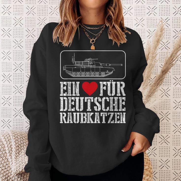 Ein Herz Für Deutsche Rraukwaren Tank Driver Military Sweatshirt Geschenke für Sie