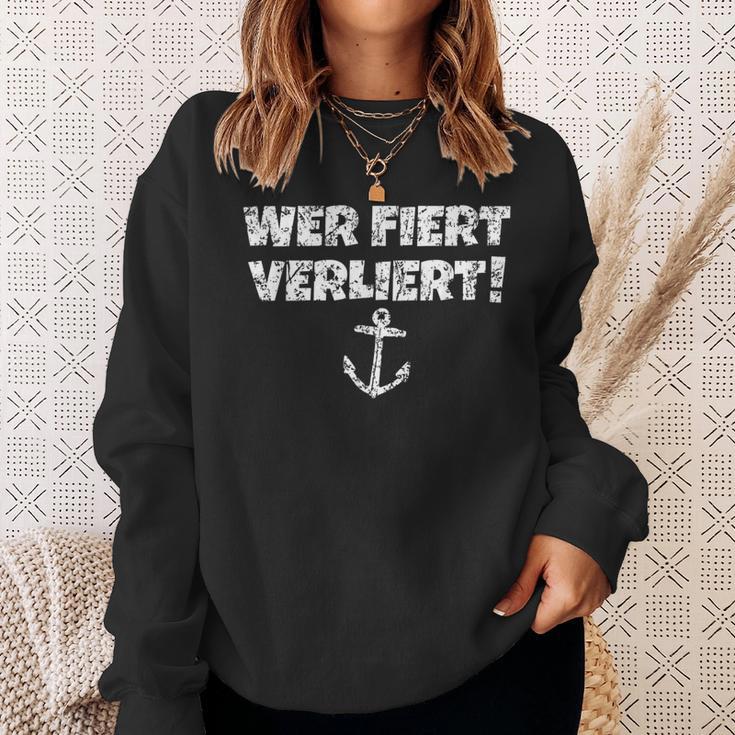 Who Fiert LosesIntage Boat & Sail Sweatshirt Geschenke für Sie