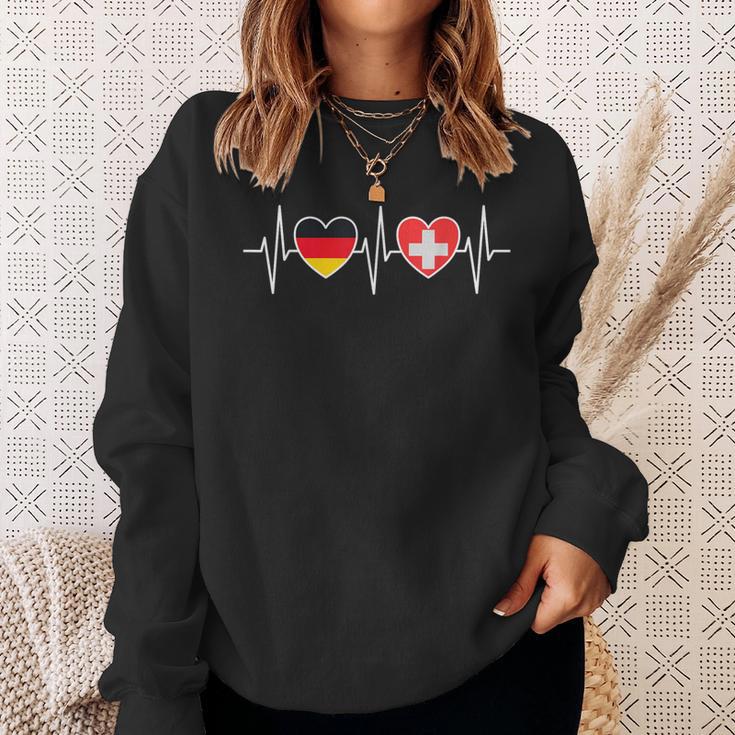 Germany And Switzerland German Swiss Flag Sweatshirt Geschenke für Sie