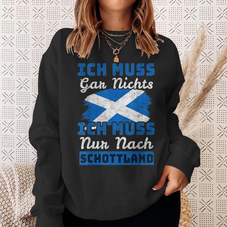 Ich Muss Nur Nach Scotland I Must Not Be In English Sweatshirt Geschenke für Sie