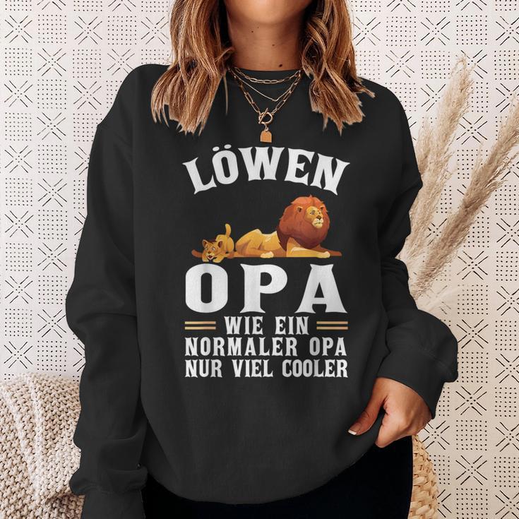 Löwen Opa Wie Ein Normaler Opa Wie Ein Normaler Sweatshirt Geschenke für Sie