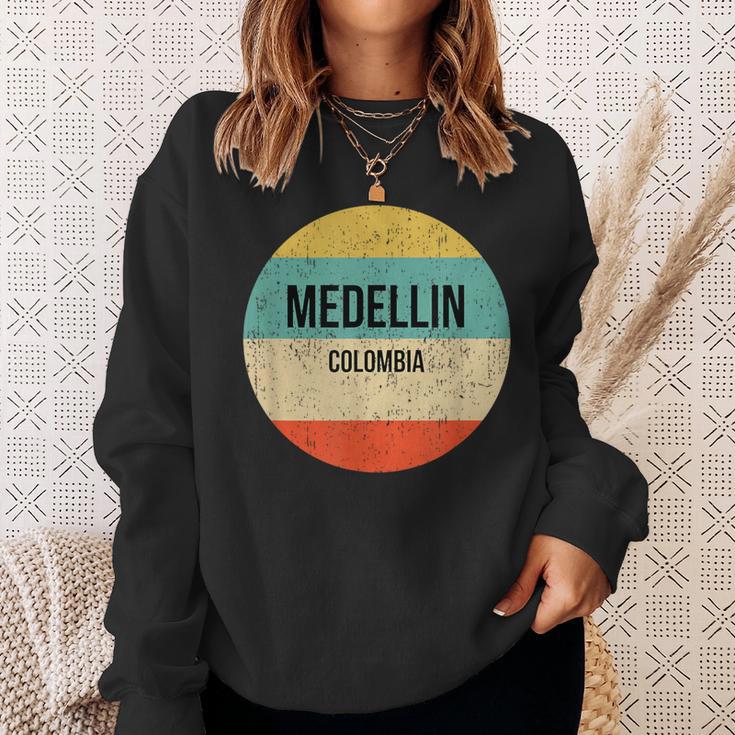 Medellin Colombia Sweatshirt Geschenke für Sie