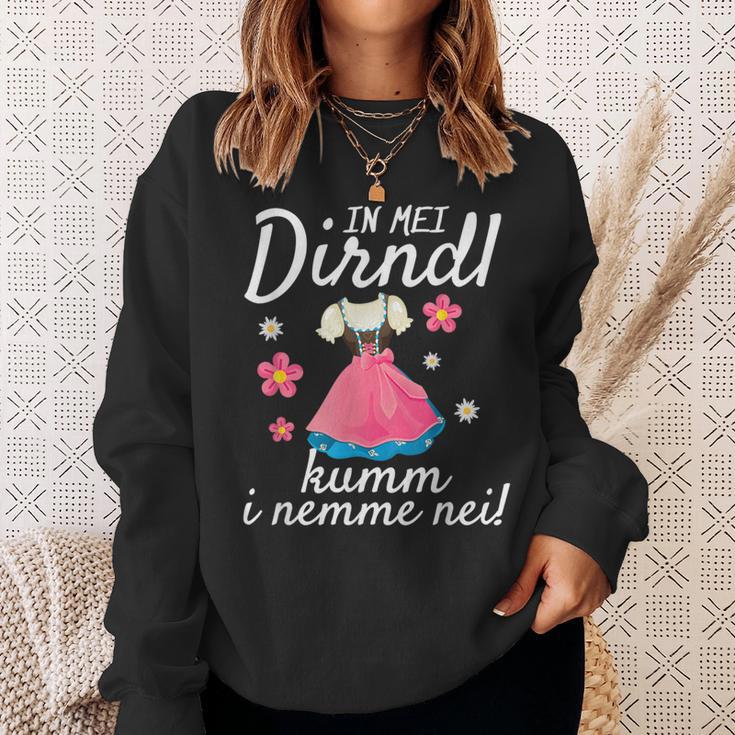 In Mei Dirndl Kumm I Nimma Nei Oktoberfest S Sweatshirt Geschenke für Sie