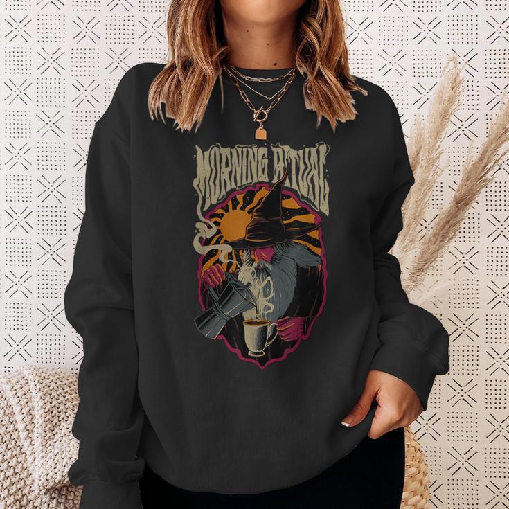 Morgenritual Zauberer Kaffeeliebhaber Mystische Hexe Sweatshirt Geschenke für Sie