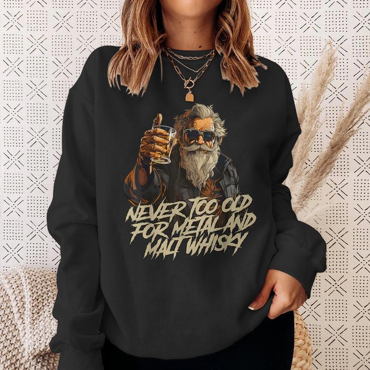 Never Too Old For Metal And Malt Whisky Rocker Sweatshirt Geschenke für Sie