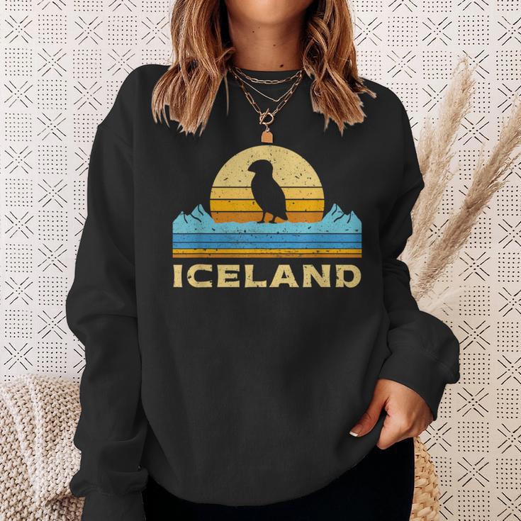 Retro Island Puffin Icelandic Bird Puffin Sweatshirt Geschenke für Sie