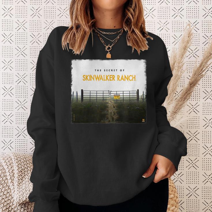 The Secret Of The Skinwalker Ranch Betreten Sie Nicht S Sweatshirt Geschenke für Sie