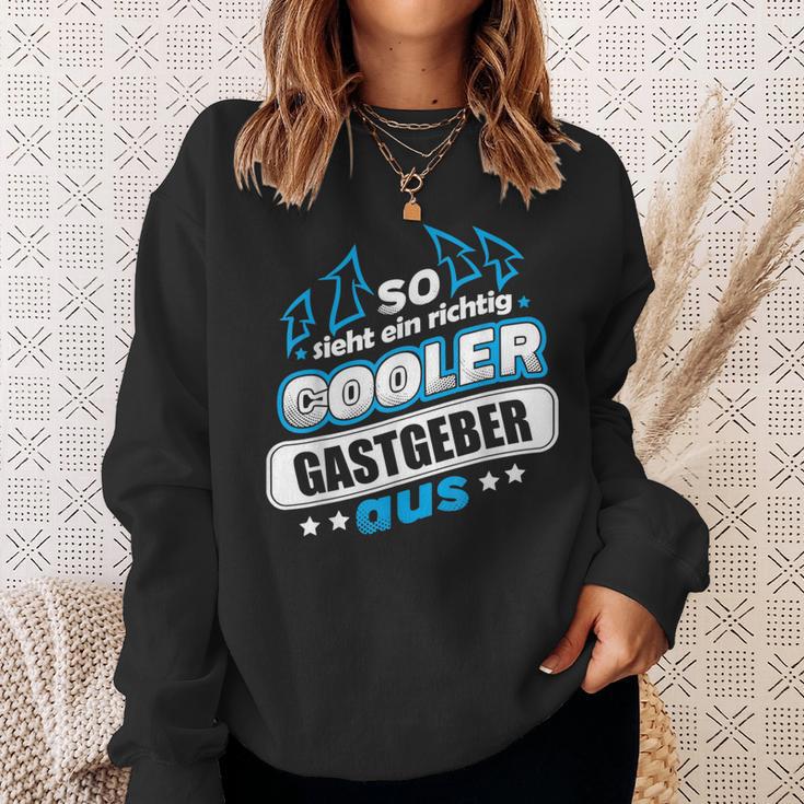 So Ssieht Ein Richtig Cooler Hastgeber Aus Sweatshirt Geschenke für Sie