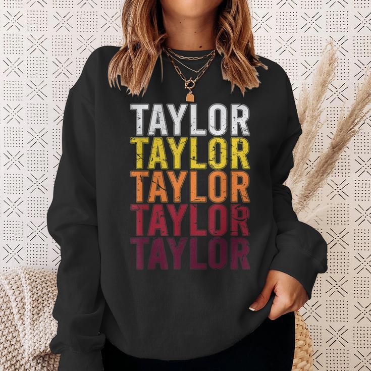 Taylor Retro Wordmark Patternintage Style Sweatshirt Geschenke für Sie