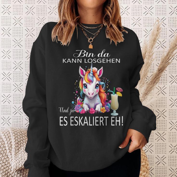 With Unicorn Bin Da Kann Losgehen Und Ja Es Escaliert Eh Sweatshirt Geschenke für Sie