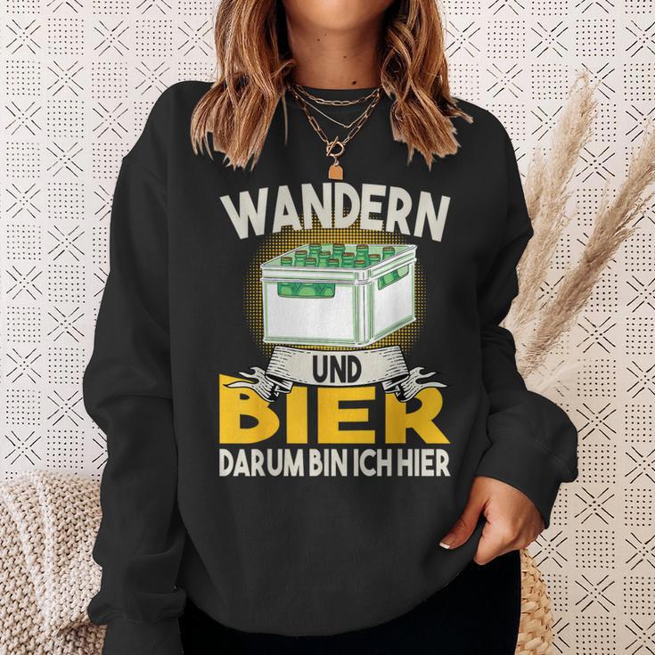 Wandern Und Bier Darum Bin Ich Hier Bierkasten Sweatshirt Geschenke für Sie