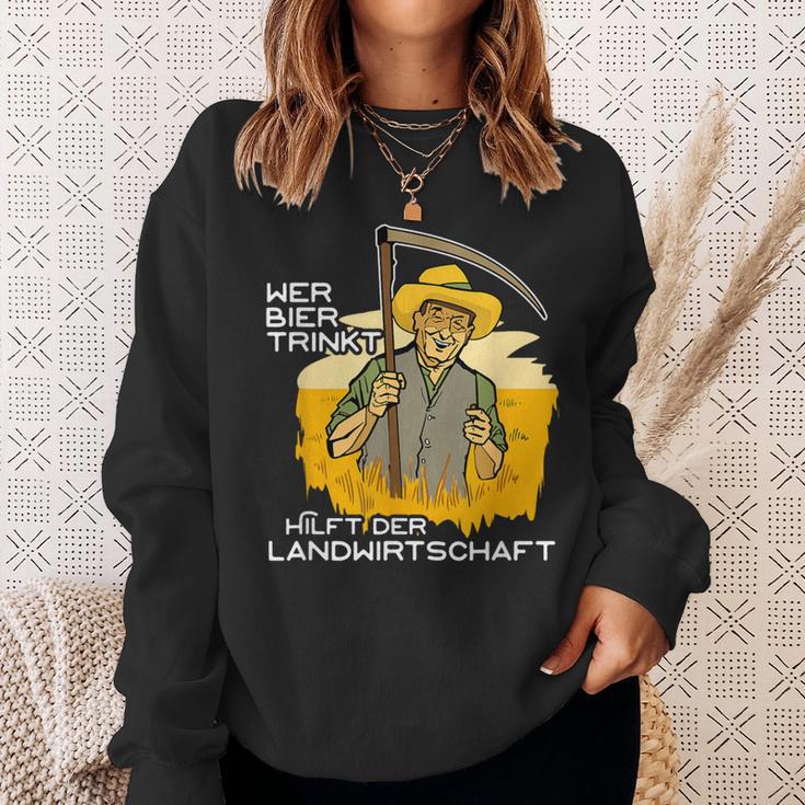 Wer Bier Trinkt Hilft Der Agriculture Für Bierliebt Who Sweatshirt Geschenke für Sie