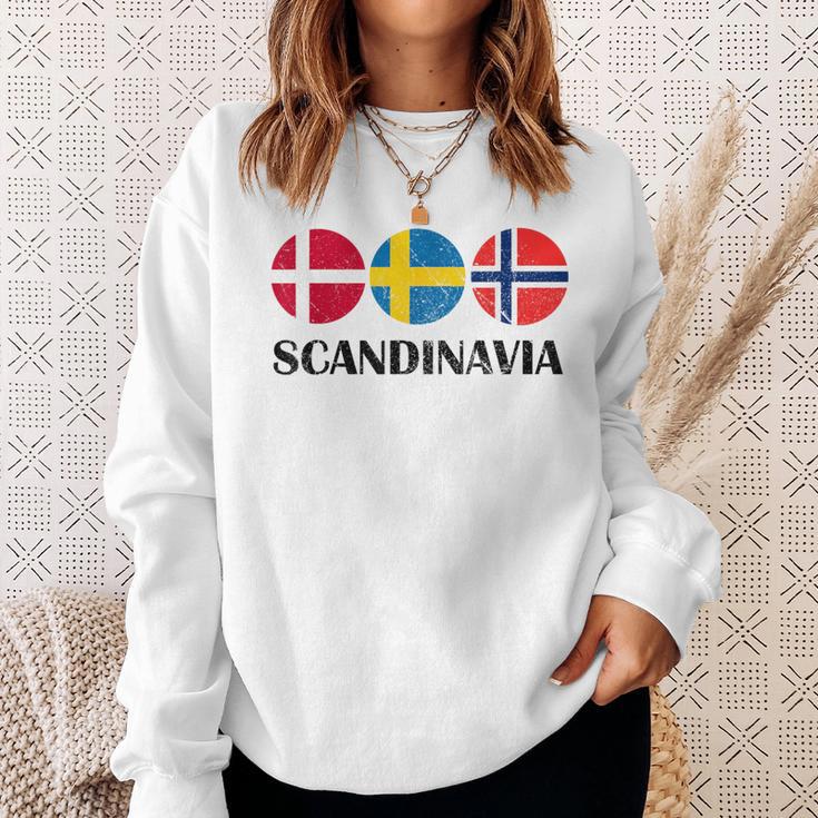 Norway Sweden Denmark Flags Scandinavian Flags Scandinavia Sweatshirt Geschenke für Sie