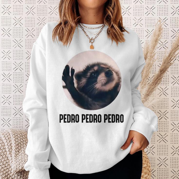 Pedro Pedro Raccoon X Meme Racoon Selfie Dance Sweatshirt Geschenke für Sie