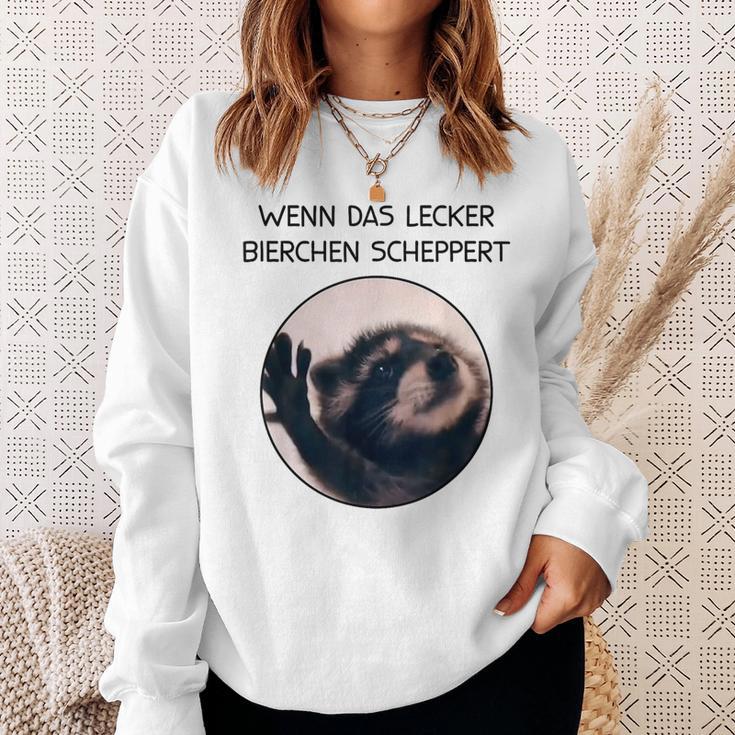 Wenn Das Lecker Bierchen Scheppert X Pedro Raccoon Meme Sweatshirt Geschenke für Sie