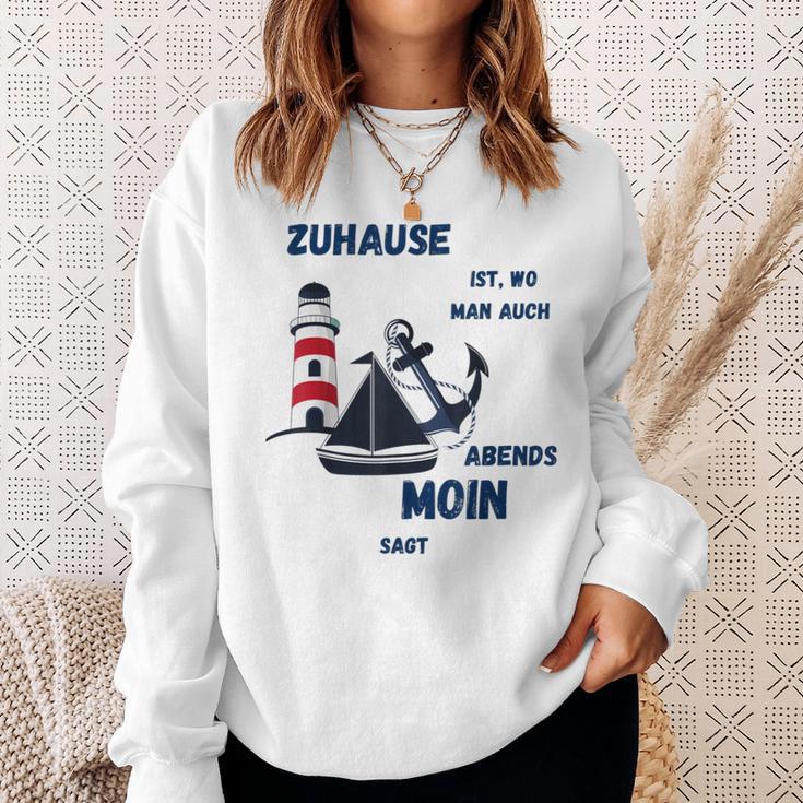 Zuhause Ist Wo Man Auch Abends Moin Sagt Meer Strand Moin Sweatshirt Geschenke für Sie