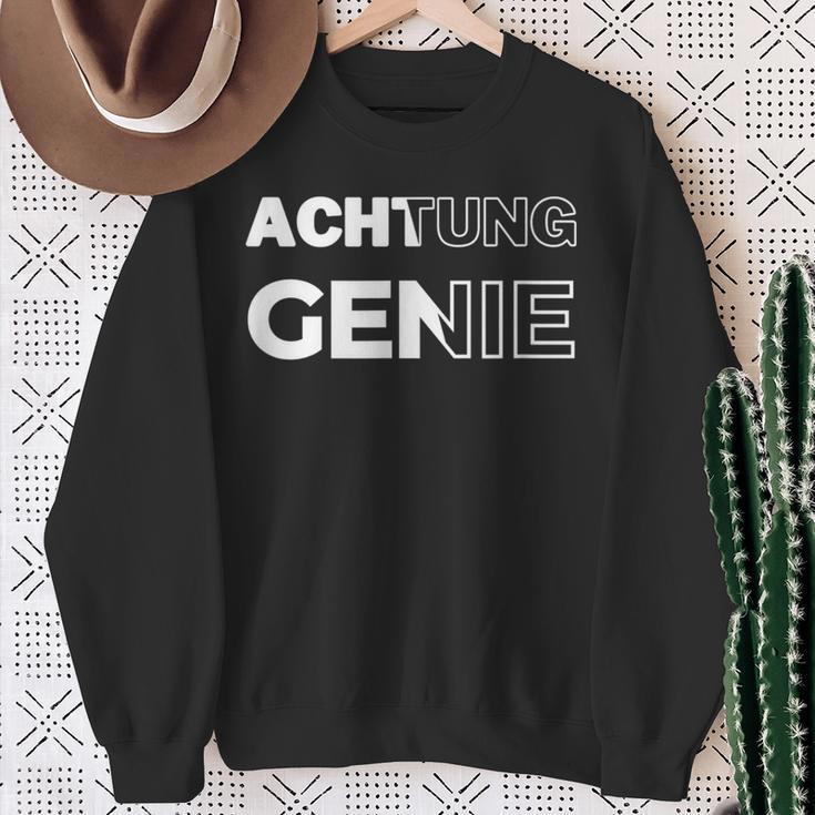 Achtung Genie Sweatshirt Geschenke für alte Frauen