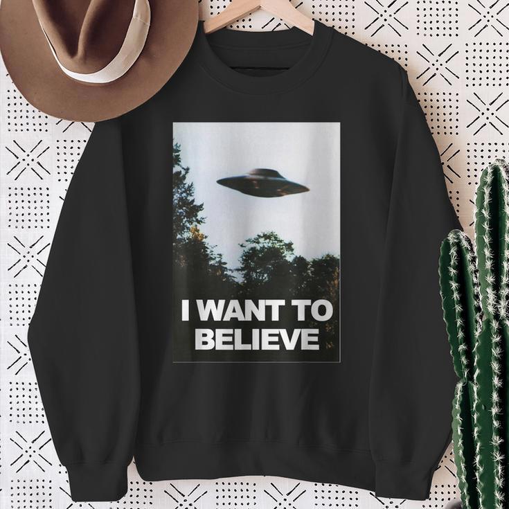 Alien Ufo Hunter I Want To Believe Sweatshirt Geschenke für alte Frauen