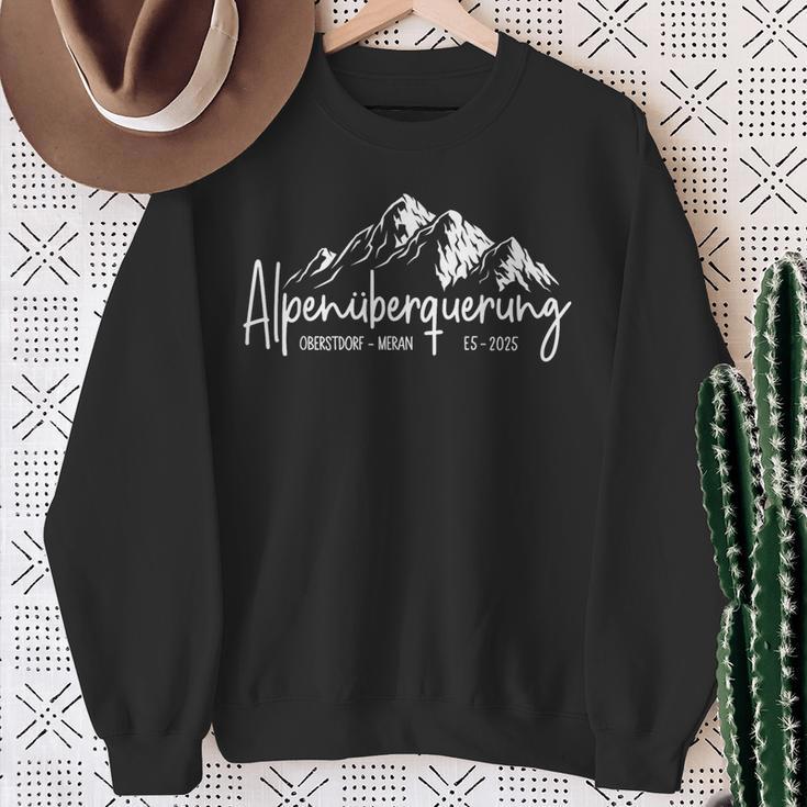 Alpen Überquerung 2025 Alpine Crossing E5 Oberstdorf Merano Sweatshirt Geschenke für alte Frauen