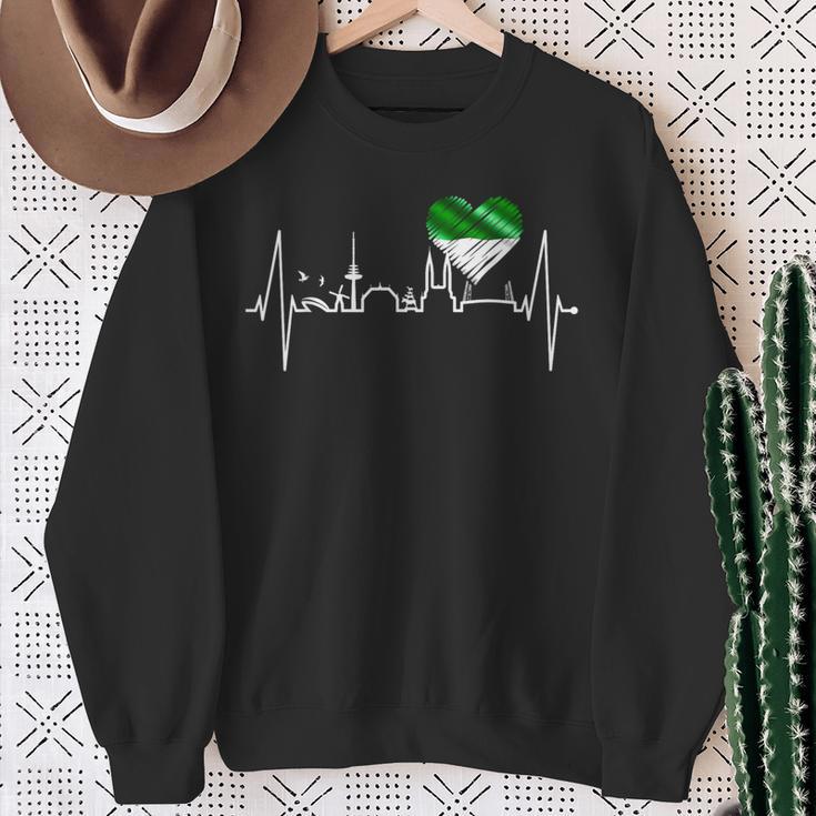 Bremen Skyline Bremer Herzschlag Fan Herz Ich Liebe Bremen Sweatshirt Geschenke für alte Frauen